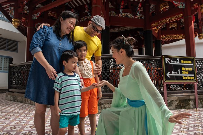 Streets Alive Singapore Walking Tour (Chinatown Edition)