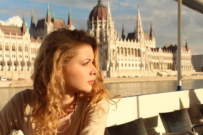 Summer Daytime Cruise on the Danube With Drink Options