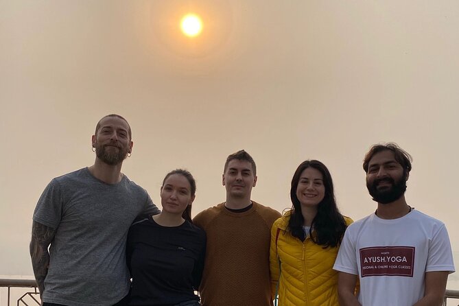 Sunrise Yoga / Mixed Level Class - Meeting and Pickup