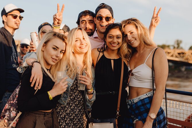 Sunset Boat Tour With Unlimited Drinks in Warsaw