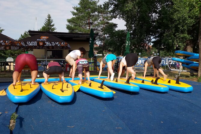 SUP – Paddleboard: Tour in the Centre of Prague
