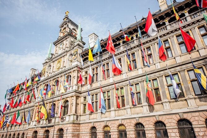Surprise Walk of Antwerp With a Local