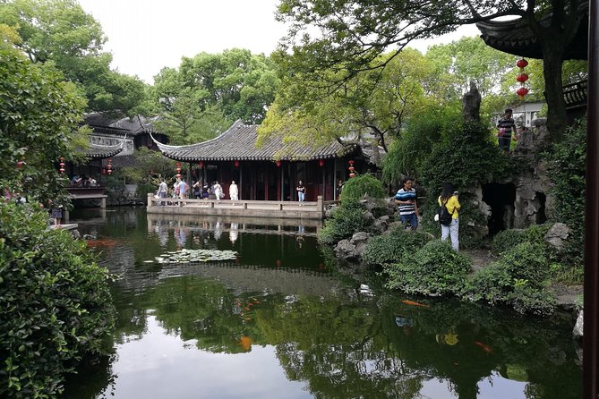Suzhou and Tongli Water Town Private Tour From Shanghai With Options