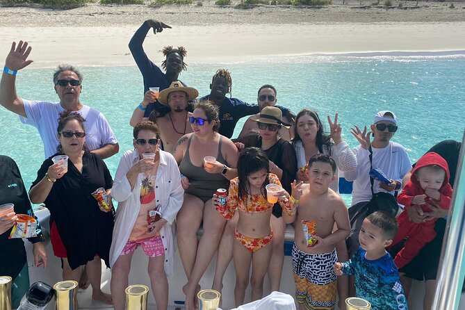Swim With Pigs & Snorkeling With Turtles Cay Hopping in Bahamas