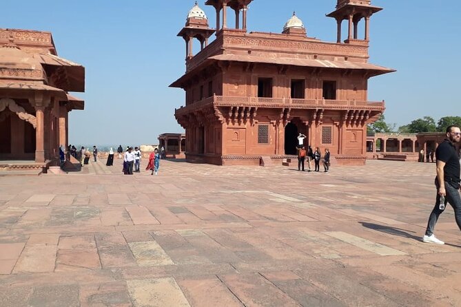 Taj Mahal Sunrise, Agra Fort and Fatehpur Sikri – Private Tour From Jaipur