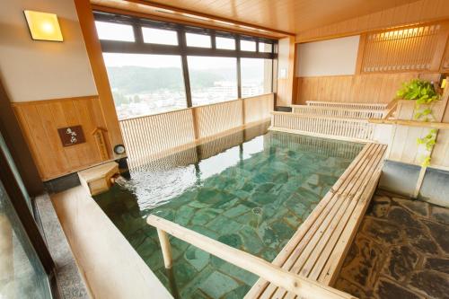 Takayama Ouan - Location and Proximity