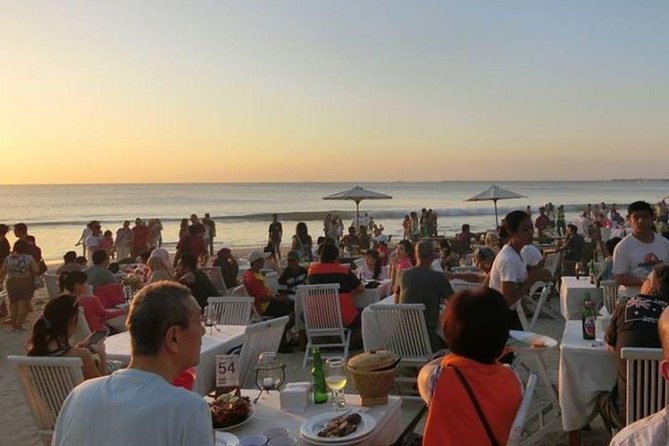 Tanah Lot Temple Tour and Jimbaran Beach Sunset Seafood Dinner