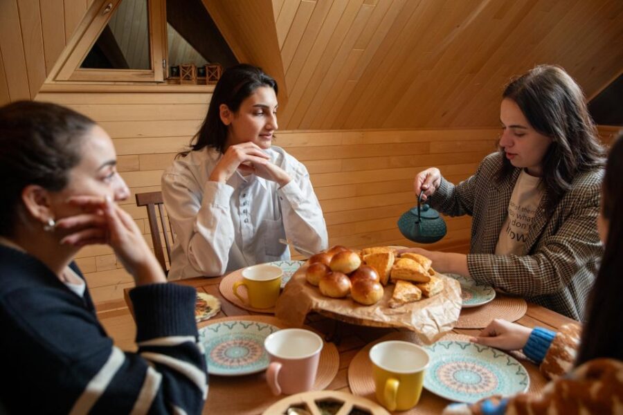 Taste Local Teas & Make Your Own Tea Mix - Activity Overview