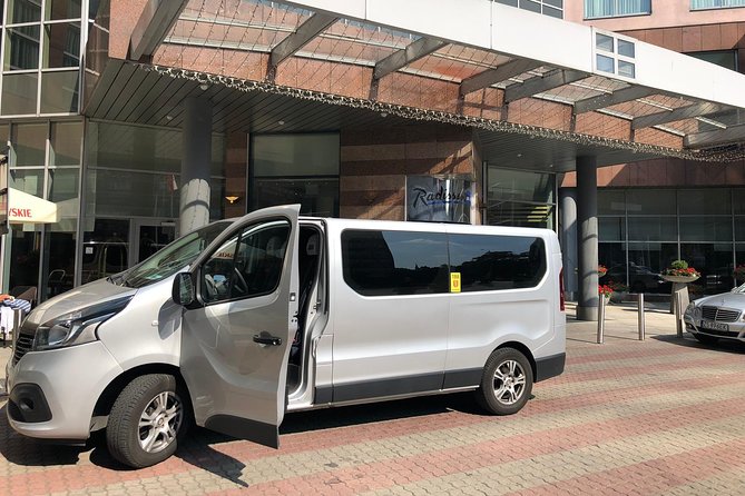 Taxi Transfer From Gdańsk Airport to Toruń