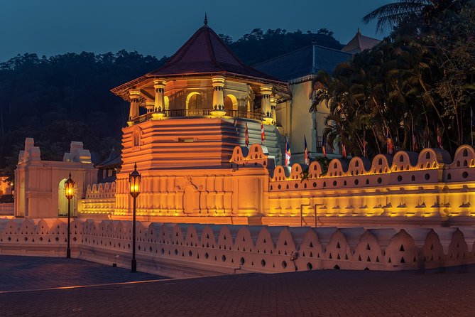 Temple of The Sacred Tooth Relic Entrance Ticket - Attraction Overview