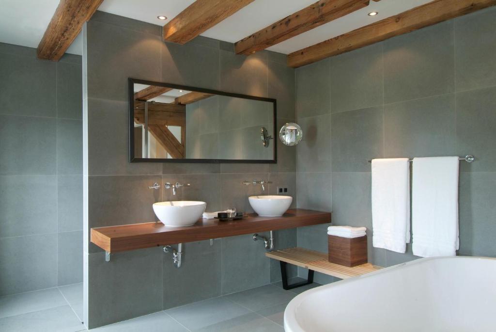 Texel Suites Review