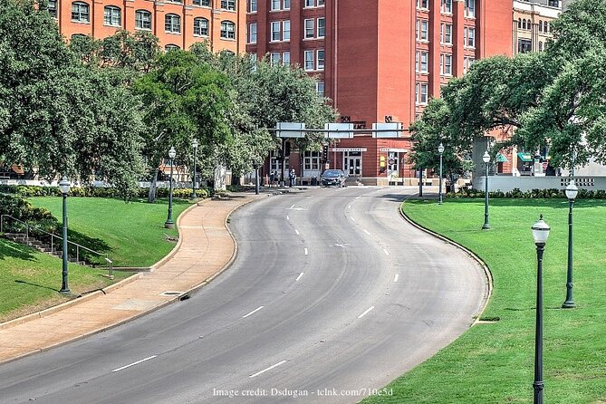 The Best of Dallas: Private Half-Day Tour Including Reunion Tower - Tour Overview