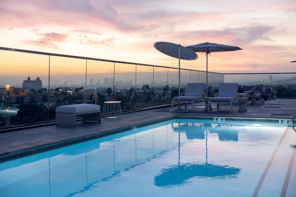 The Godfrey Hotel Hollywood Review
