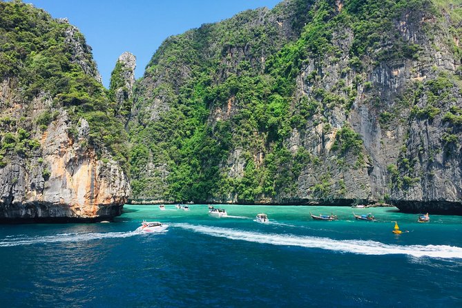 The Inviting Beauty of Phi Phi Islands