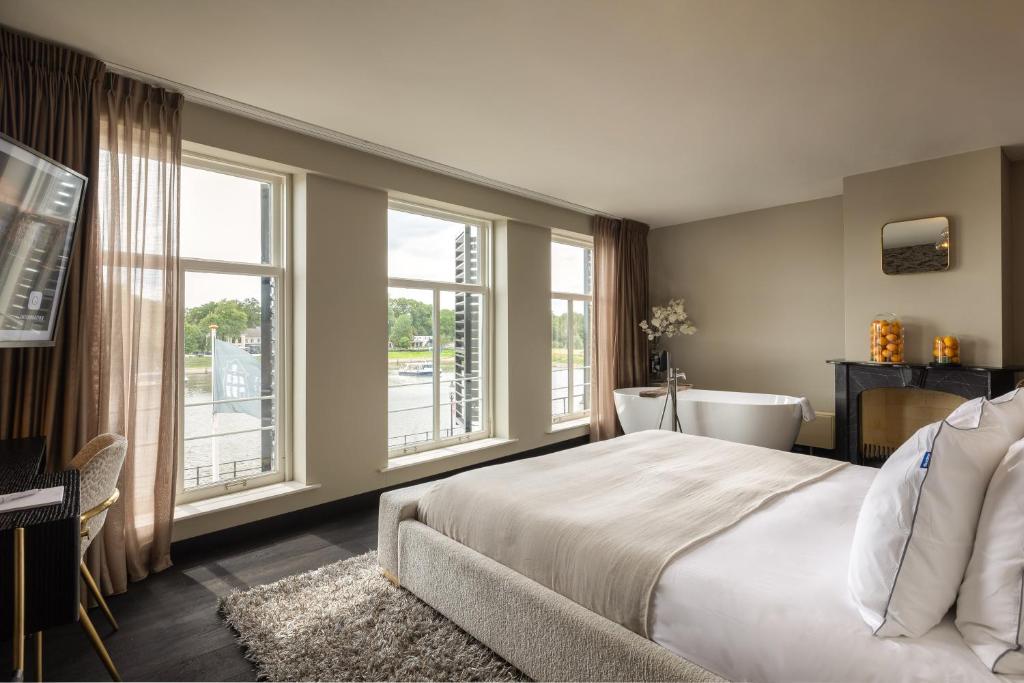 The Lemon Suites Review