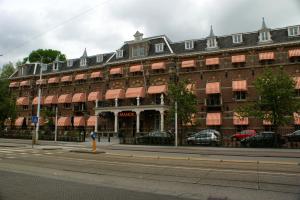 The Manor Amsterdam - Location and Accessibility