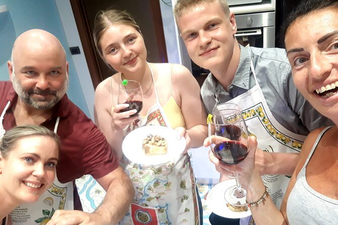 The Ultimate Neapolitan Cooking Class With Local - Unraveling Neapolitan Culinary Delights