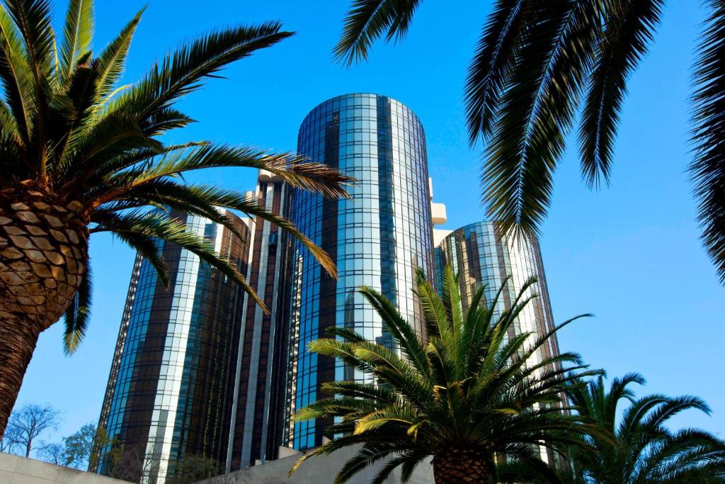 The Westin Bonaventure Hotel & Suites, Los Angeles Review
