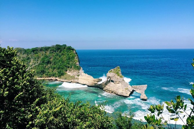 Tour 1 Day Nusa Penida East – Land Tour : Diamond & Atuh Beach, Rumah Pohon..