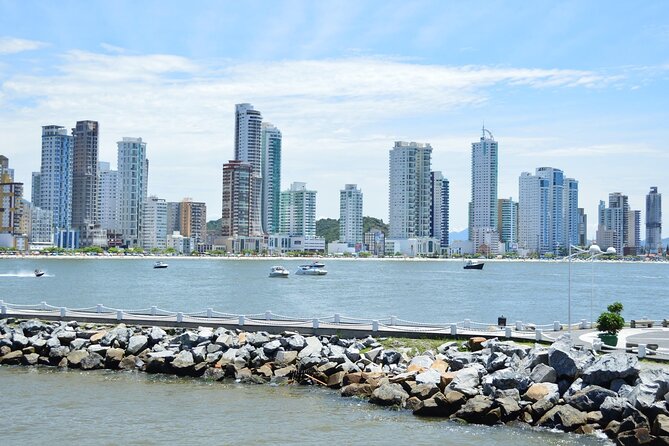 Tour Balneario Camboriu and Laranjeiras Beach With TELEFERICO INCLUDED