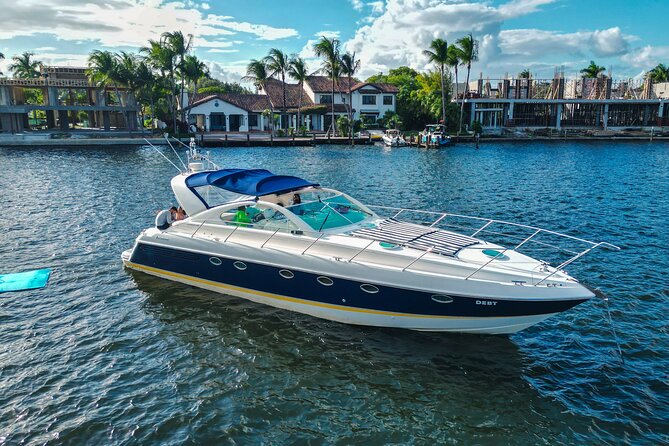 Tour Fort Lauderdale With a Private Brunch on a Yacht - Meeting Point and Details