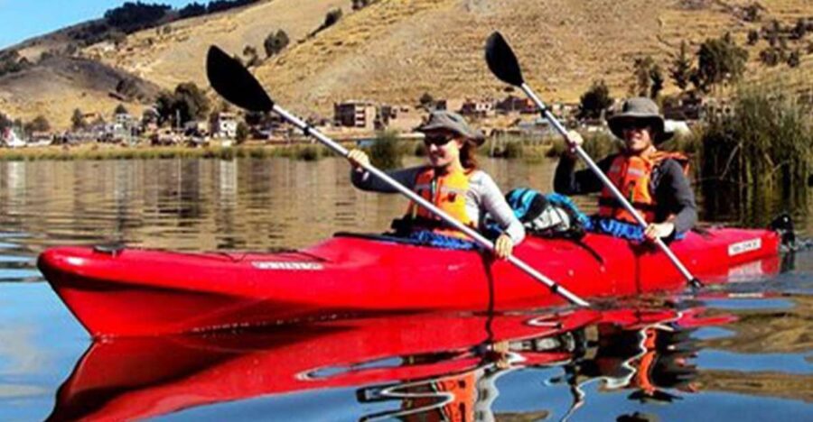 Tour Kayak Uros and Taquile by Speedboat