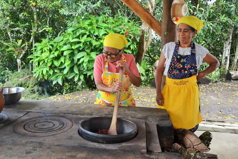 Traditional Local Cooking Workshop (Pipián)