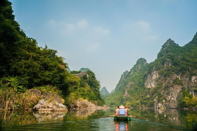 Trang an and Bich Dong Luxury Small Group Tour With Cycling