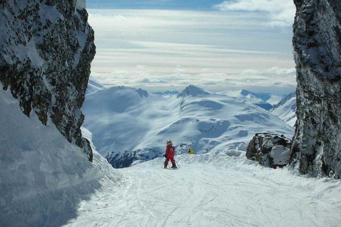 Transfer Cerro Castor (Round Trip)