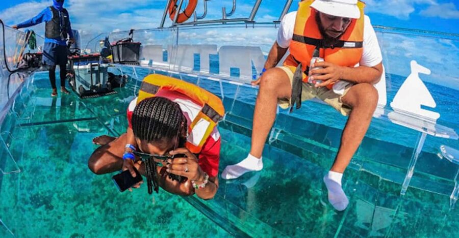 Transparent Boat Ride With Beer in Cancun