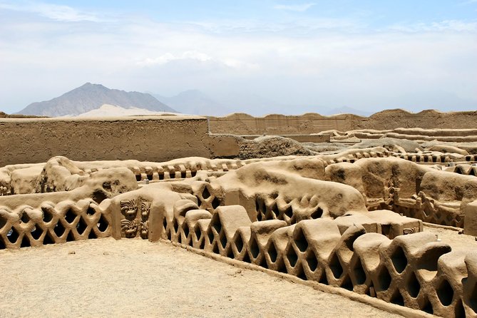 Trujillo in a Day: Chan Chan, Huanchaco, Sun and Moon Temples, and Dragon Temple