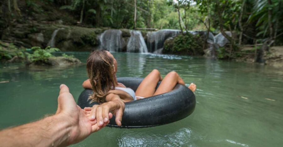 Tubing and Seviaka Indigenous People Tour