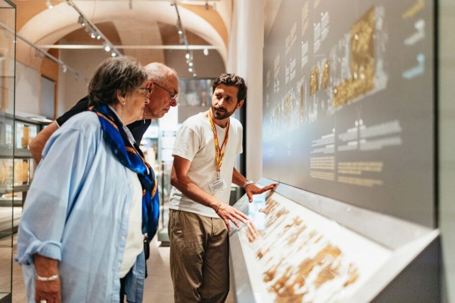 Turin: Egyptian Museum Priority Access Guided Tour