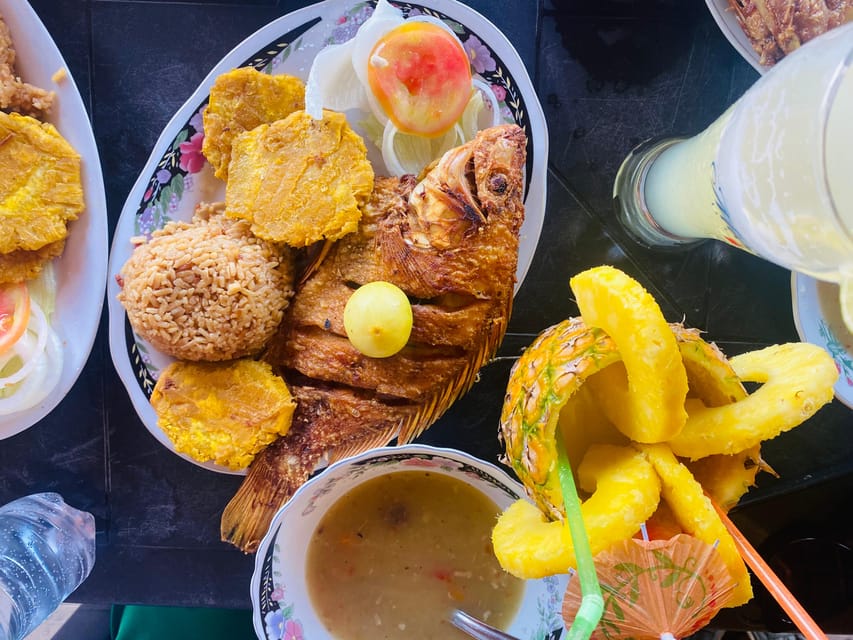 Typical Lunch on Beach, Mangrove Tour & Fishing With Natives
