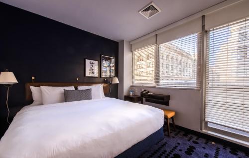 U Hotel Fifth Avenue, Empire State Building - Exceptional Location and Accessibility