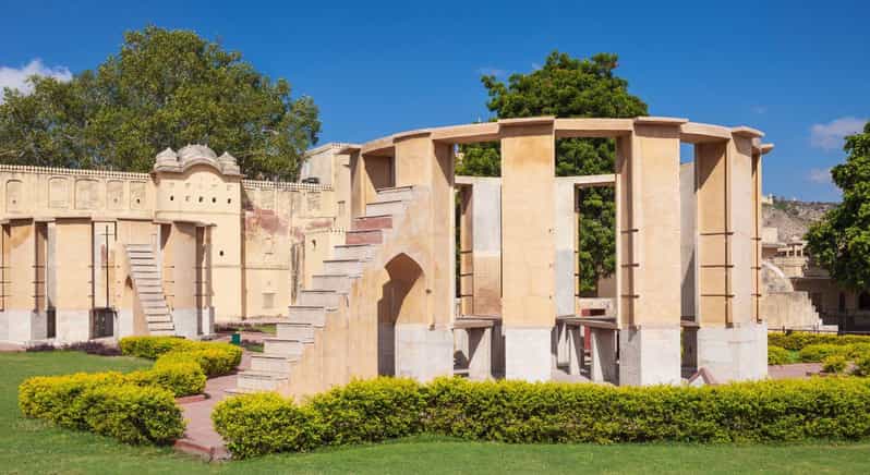 Udaipur: Local City Sightseeing Private Guided Tour
