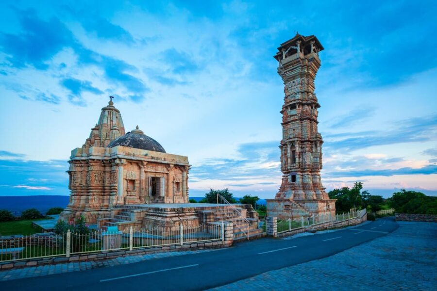 Udaipur: Private Day Trip to Chittorgarh Fort