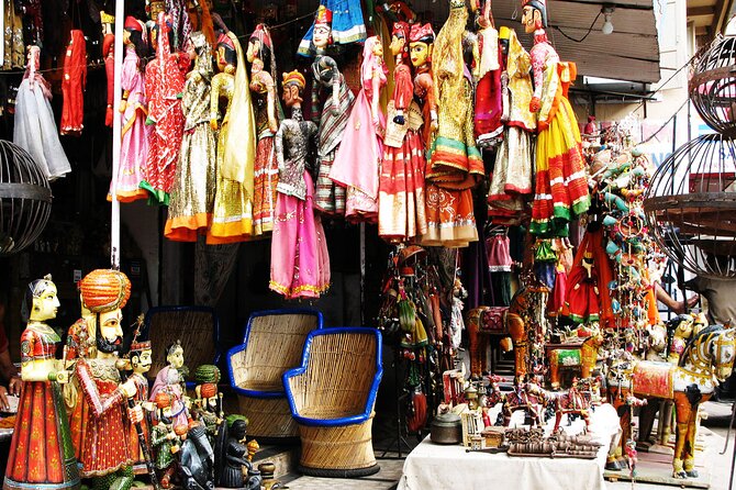 Udaipur Shopping Tour With Pickup and Drop off