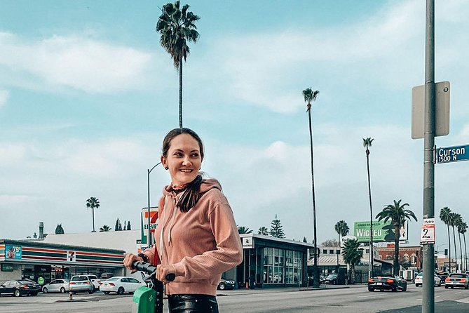 Ultimate Hollywood History Walking Tour in Los Angeles – See All Theaters