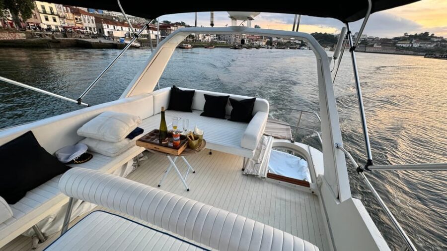 Unforgettable Boat Trip on the Douro River
