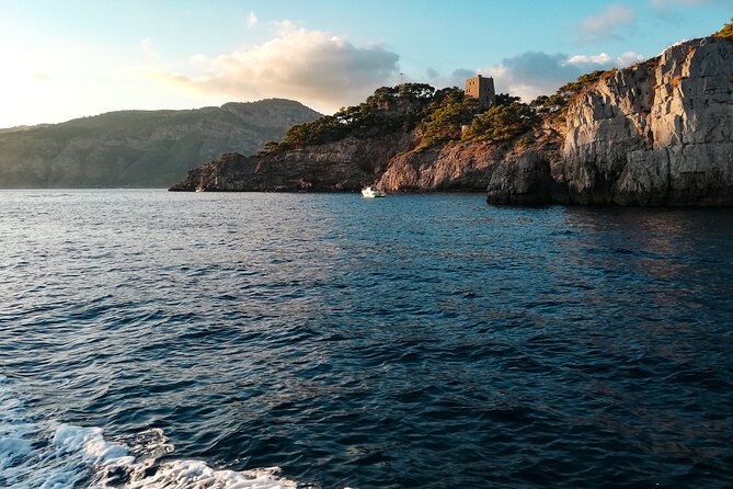 Unforgettable Sunset Group Tour in Positano