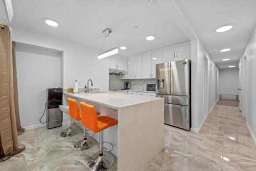 Upper East Side Luxury 3BR 2B - Property Overview