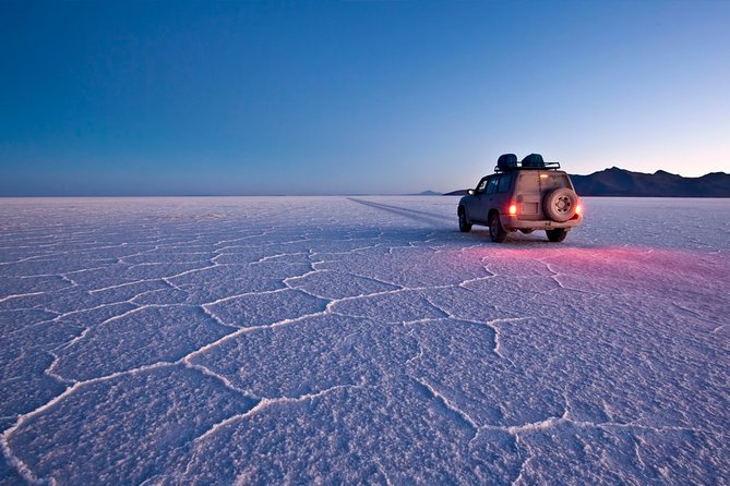 Uyuni Salt Flats – FULL DAY – La Paz – Uyuni – La Paz