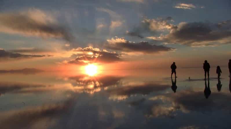 Uyuni Salt Flats + Sunset and Night of Stars | Private | - Activity Overview