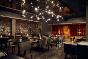 Van Der Valk Hotel Arnhem - Hotel Location and Surroundings