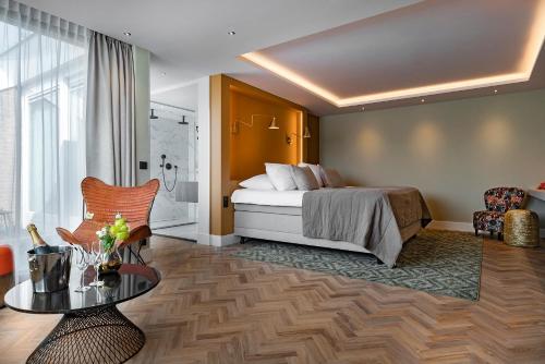 Van Der Valk Hotel Emmeloord - Hotel Overview