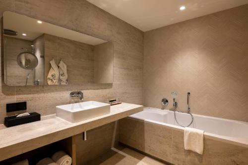Van Der Valk Hotel Emmen - Hotel Overview