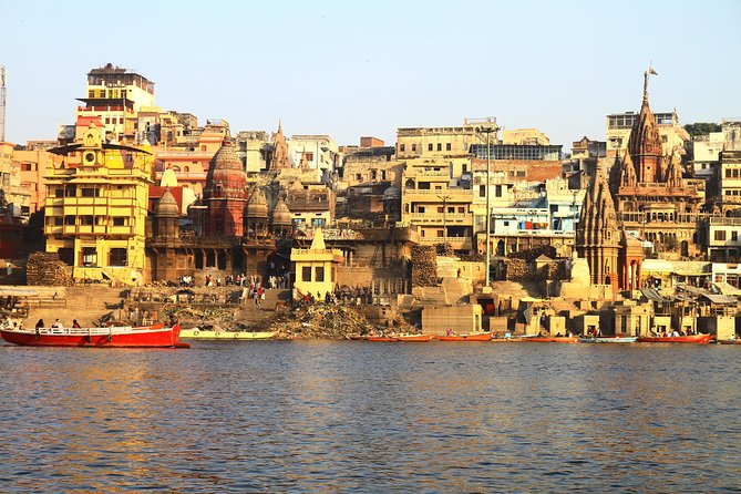 Varanasi Boat Ride and Ancient Temples Day Tour With Breakfast