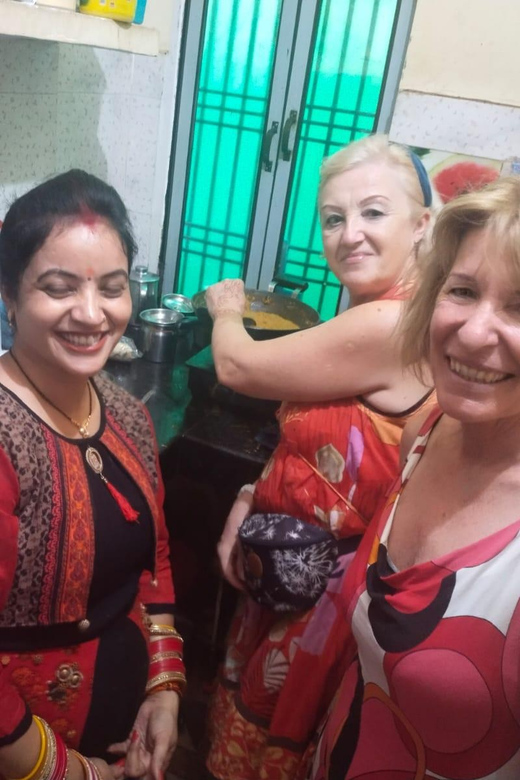 Varanasi Cooking Classes With Indu and Shobha - Overview of Cooking Classes