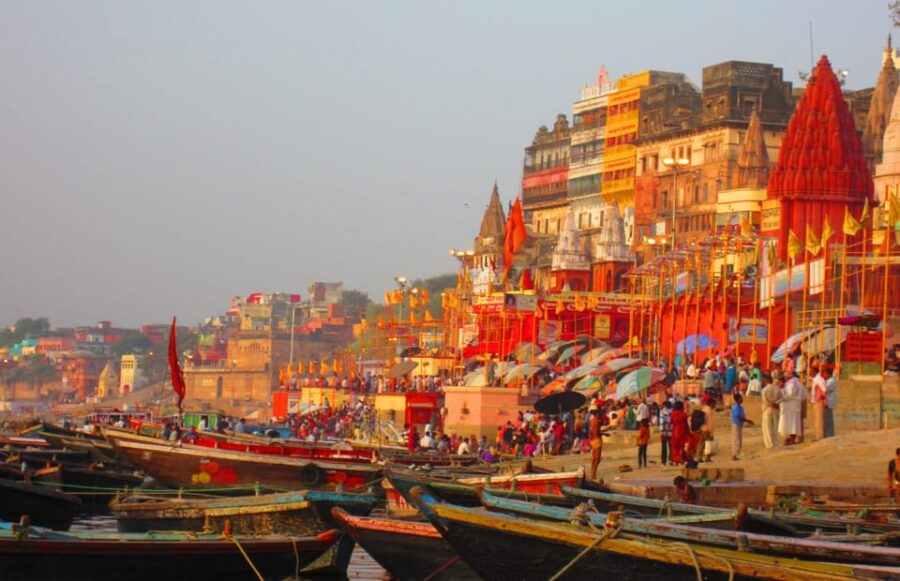 Varanasi:- Spiritual 3 Days Varanasi Tour With Accommodation